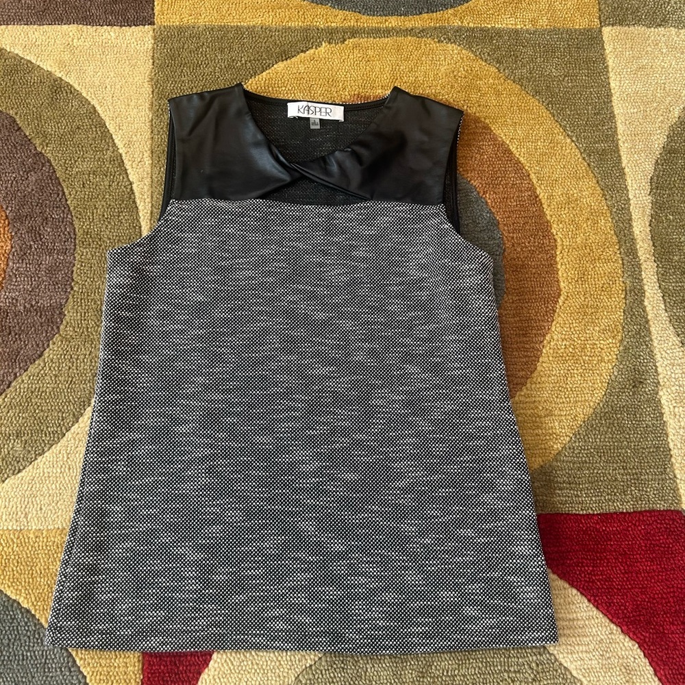 Kasper Tweed Blouse Tank Top Faux Leather Cutout Black and White Size Small